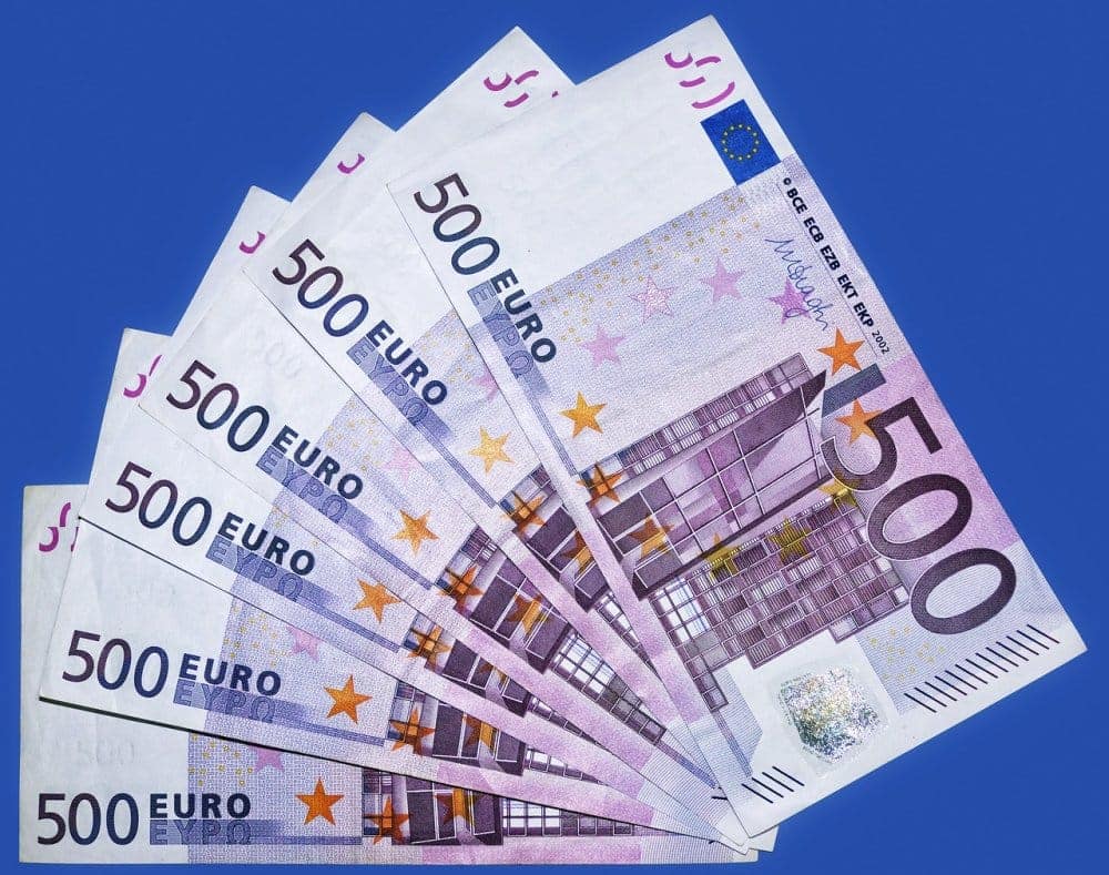 Kas Pelna Naudu Tiešsaistē - Vēlies nopelnīt vismaz 25 eiro tikai 30 minūtēs?